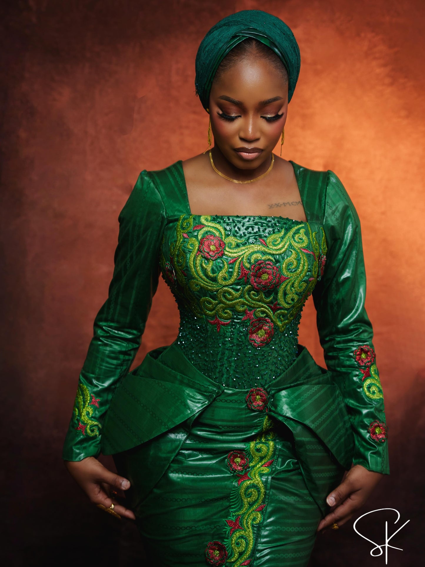 Robe Longue Verte Brodée SK Couture