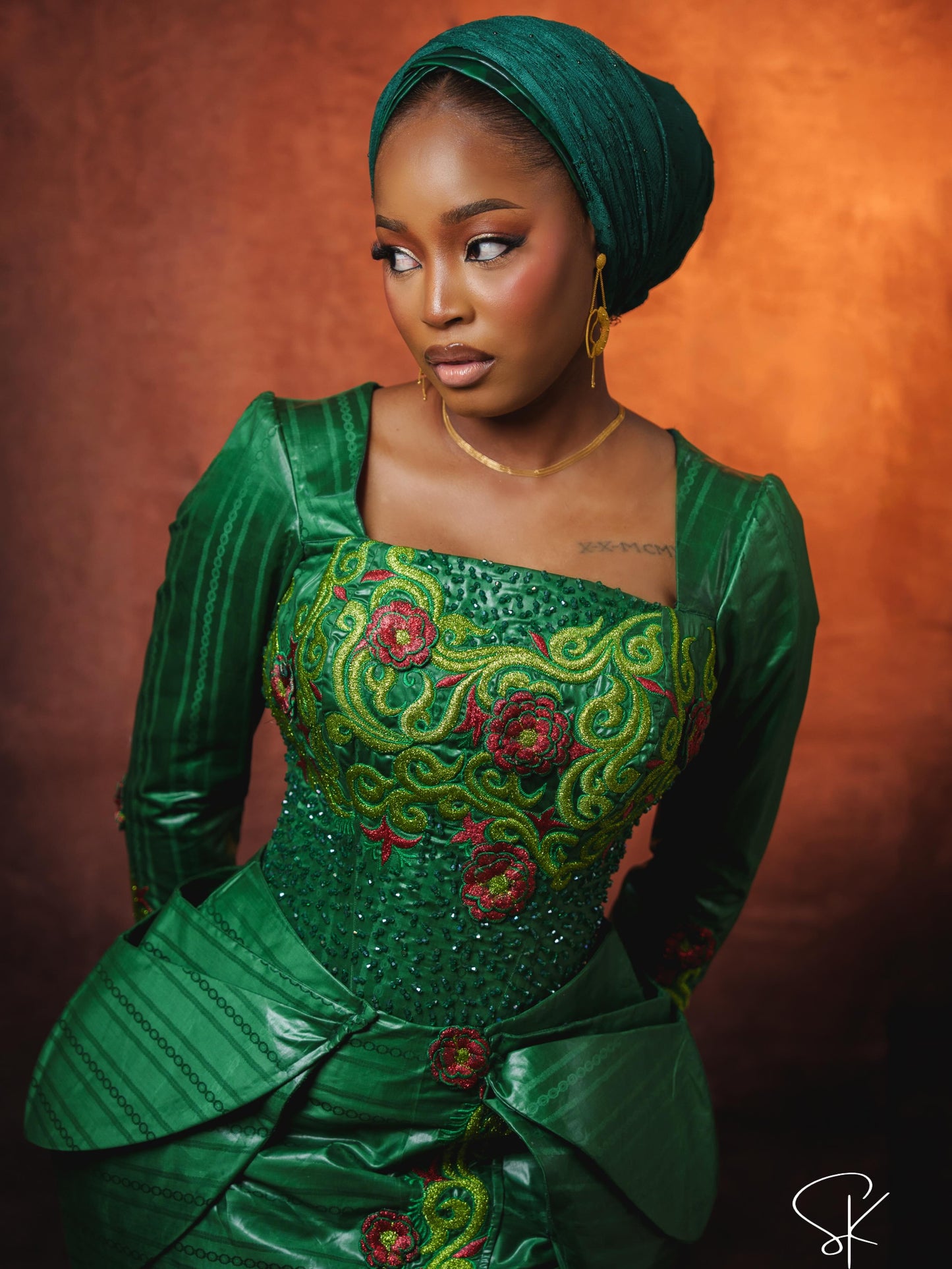 Robe Longue Verte Brodée SK Couture