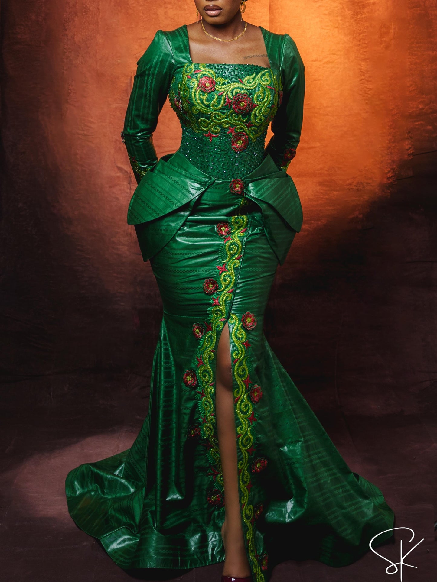 Robe Longue Verte Brodée SK Couture